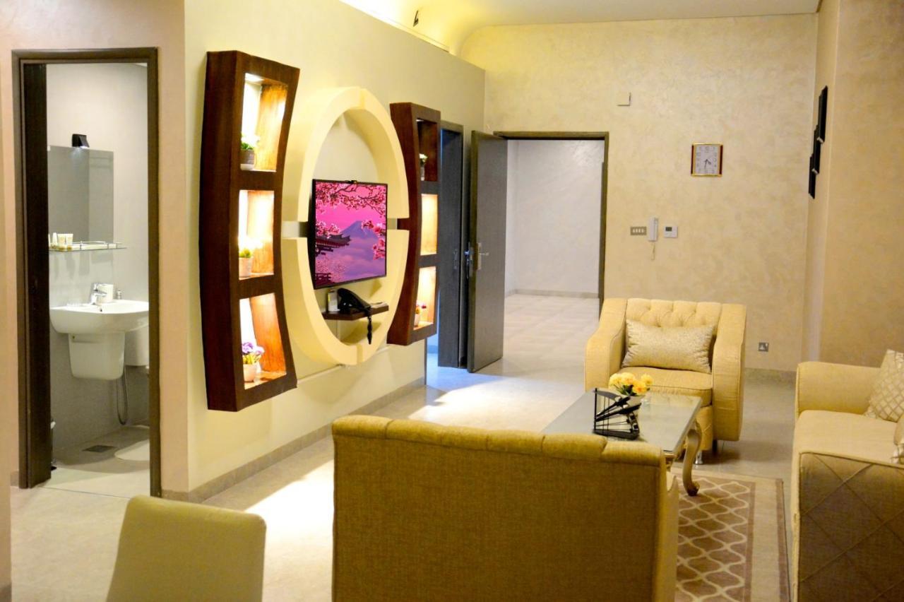 ذا فيفتى ايت السالمية Aparthotel Kuwait City Exterior photo